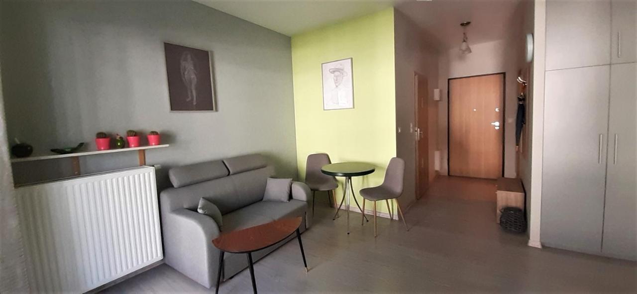 Green Wilanow Apartment With Free Parking วอร์ซอ ภายนอก รูปภาพ