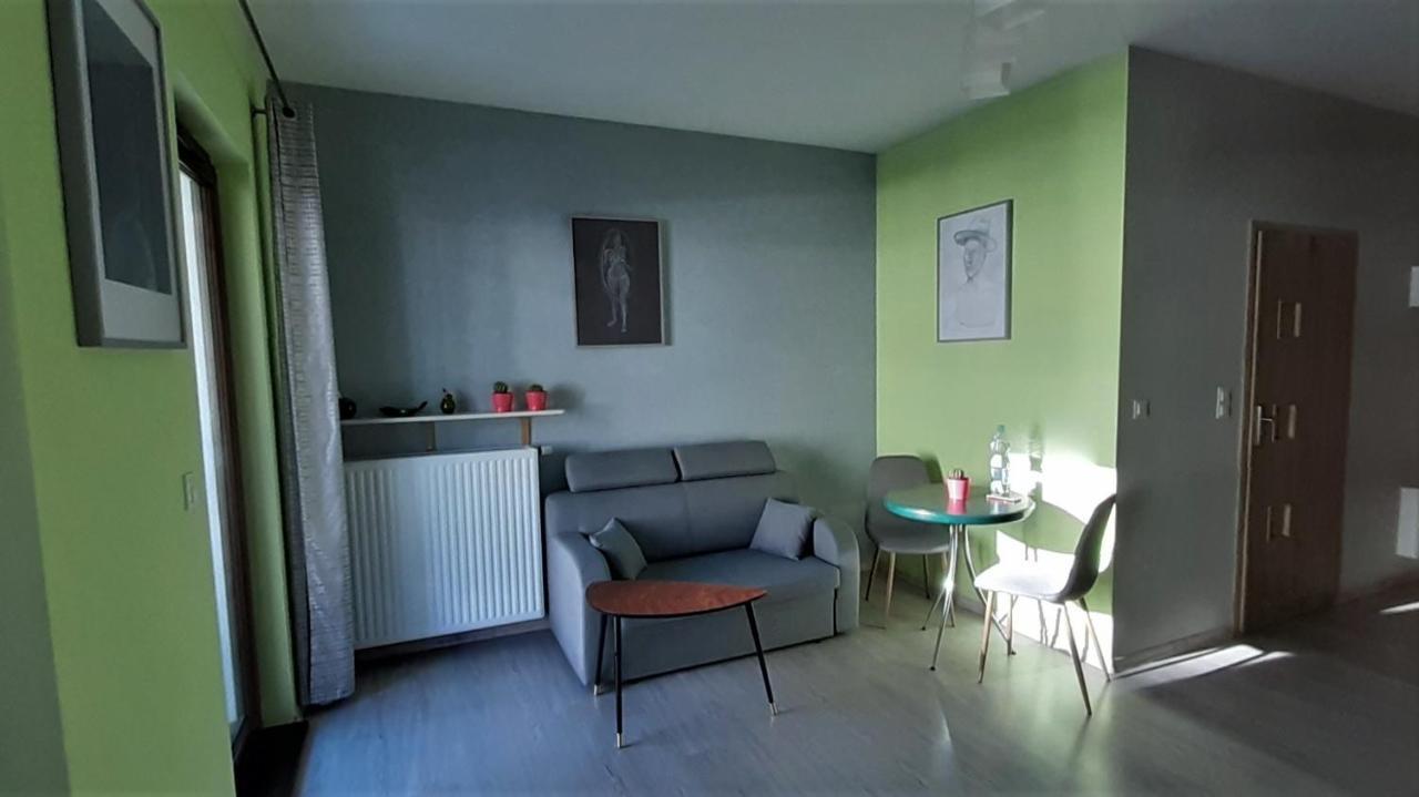 Green Wilanow Apartment With Free Parking วอร์ซอ ภายนอก รูปภาพ