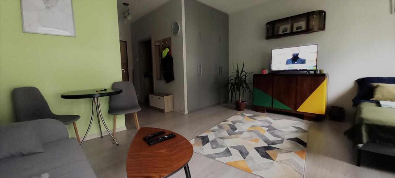 Green Wilanow Apartment With Free Parking วอร์ซอ ภายนอก รูปภาพ